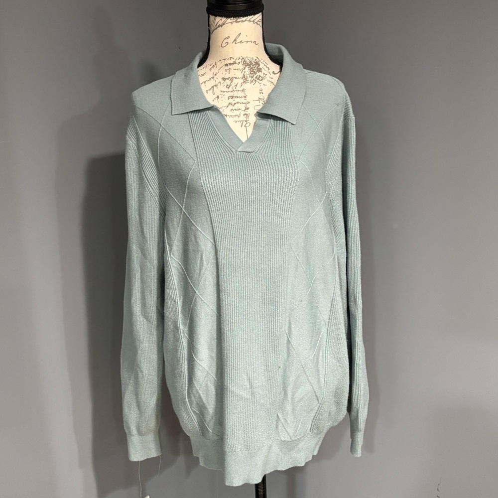 Tahari Light Sweater